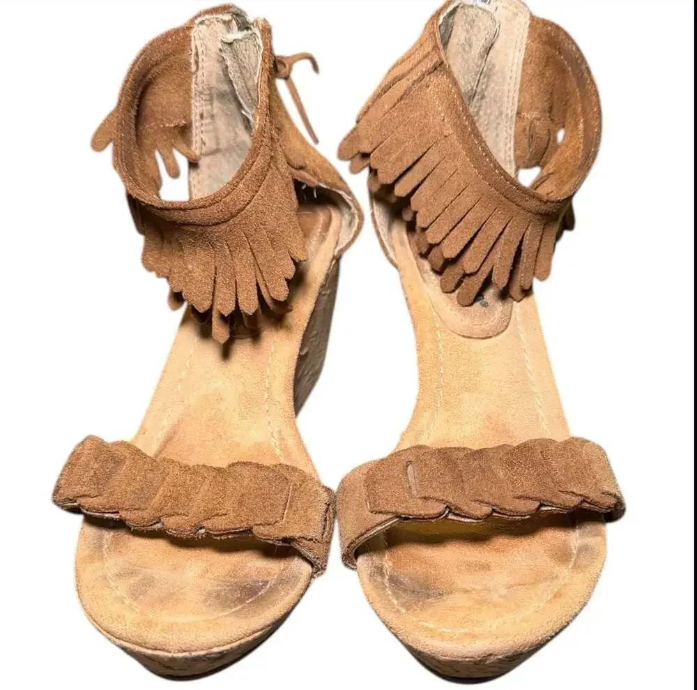 Minnetonka‎ Brown Suede Fringe Wedge Sandals Size 6
